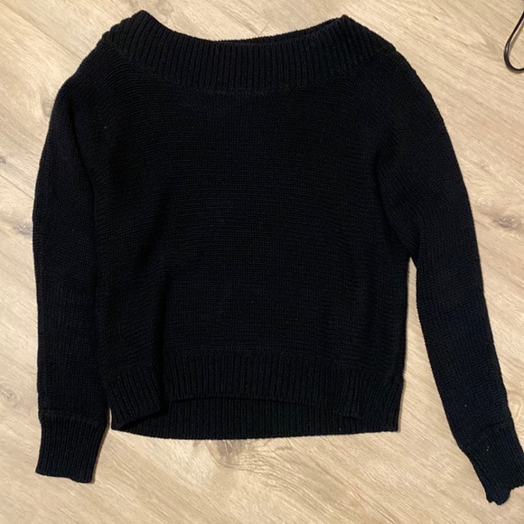 GAP Black Knit Sweater - Picture 1 of 5